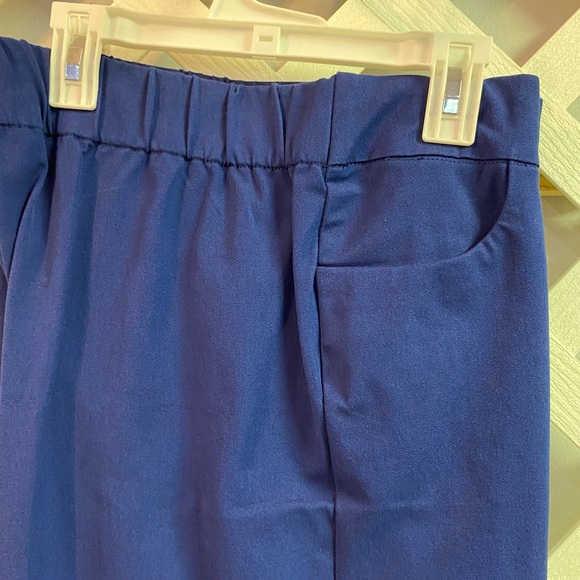 Isaac Mizrahi Live! Petite 24/7 Stretch Wide Leg Crop Pant Royal Navy 12P - Picture 4 of 8